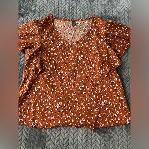 Women’s cute blouse M